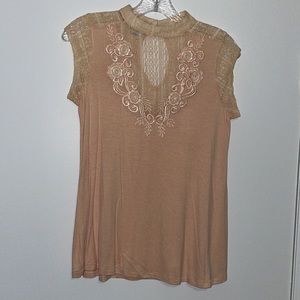 Peach colored top with lace detail size: xs